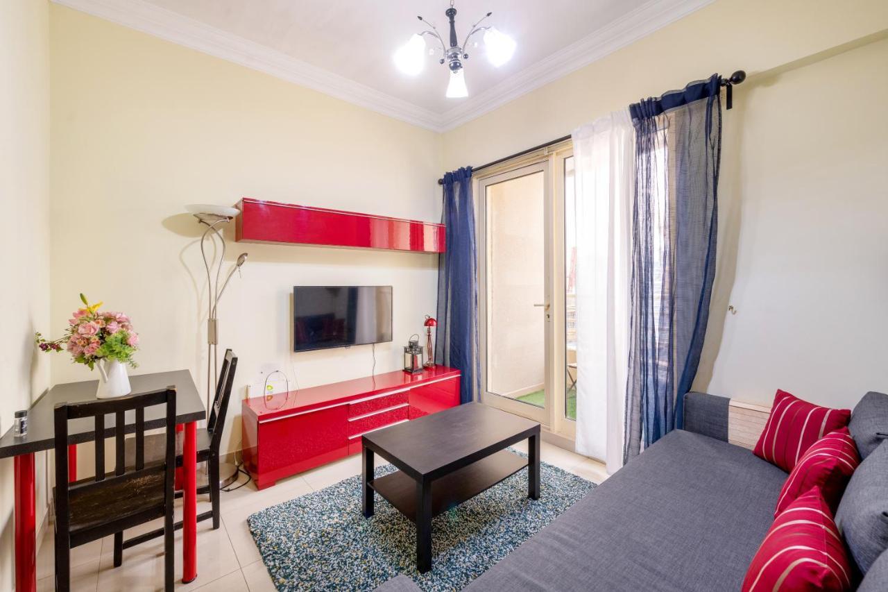 Great Balcony! Apartment Дубай Екстериор снимка