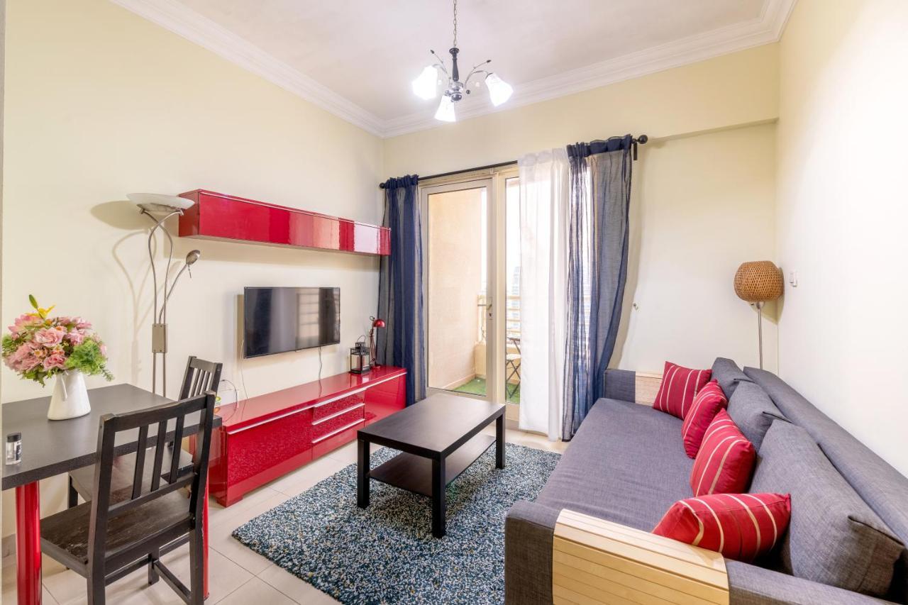 Great Balcony! Apartment Дубай Екстериор снимка